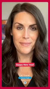 Kari Hatfield's Instagram, Twitter & Facebook