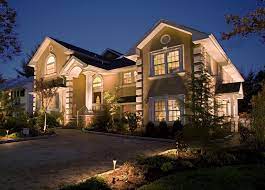 Helpful Hints On Low Voltage Landscape Lighting Transformers Landscape Lighting Landscape Lighting Kits Led Landscape Lighting