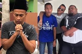 Teringin anak sendiri, achey & isteri nak buat rawatan ivf. Achey Dan Fad Sedia Ambil Alih Kerja Abam Bocey Yang Tertunggak Kami Terima Tugas Itu Secara Percuma Untuk Keluarganya Hiburan Mstar