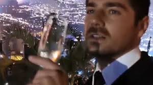 O meu nome é lourenço ortigão sou um ator português e tenho 30 anos. Final Do Fogo De Artificio Madeirense Partilhado Em Video Por Lourenco Ortigao Radio Calheta