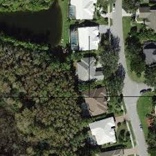 6636 MILL RUN CIR owned by LABARCA, RICHARD J