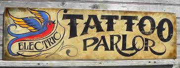 Since then, created electric tattoo parlor and continues to surround himself with the best artists, for motivation. Tattoo Parlor Sign èŠ±