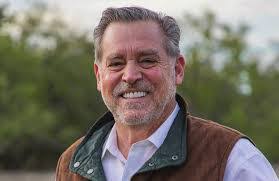 Stephanie Hefley's Instagram, Twitter & Facebook