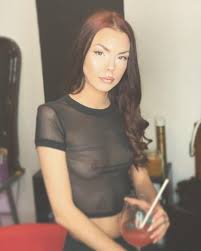 Where all my Canadian 🇨🇦 boys at? 23F just trying to make my rent before  the end of the month 💸 Skinny, wild, anything goes! : ronlyfansgirls101