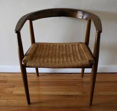 Vintage Danish Chair With Woven Rush Seat This Is A Beautiful Danish Mid Century Modern Ch Vintage Danish Chairs Woven Dining Chairs Mid Century Modern Chair