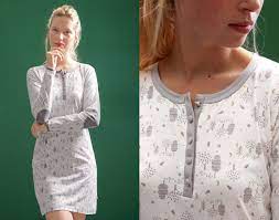 Une robe de nuit de 95cm en 100% coton et à l'imprimé très coloré et tendance ! Chemise De Nuit Coton Bio Manches Longues Dodo Homewear Becquet