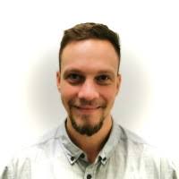 200+ profilů „Blecha“