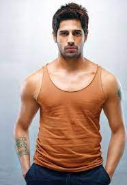 Ek Villain Sidharth Malhotra Neck Tattoo Ek Villain Bollywood Celebrities Bollywood Actors Based on a script written by tushar hiranandani and milap milan zaveri, it stars sidharth malhotra. ek villain sidharth malhotra neck