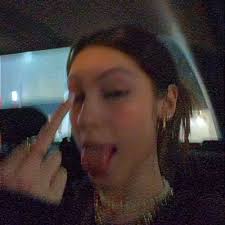 Nevaeh Castro (@shawtyneff)