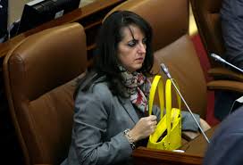 Ahora bien, polo polo no fue el único que alabó la intervención de maría fernanda cabal, pues personajes como el expresidente álvaro uribe y el columnista sergio rodríguez también se deshicieron en elogios para con ella. Maria Fernanda Cabal A Mi No Me Comparen Con Conductas Mafiosas Rcn Radio