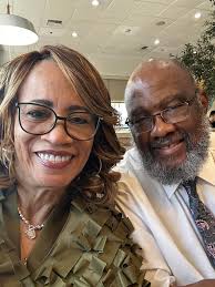 Happy Mother's Day! 💐❤️🌷🎁 Transparent moment: The older I get, the more  complexities this day contains. My Mom crossed over 23 1/2 years ago and I  miss her something fierce. Most years