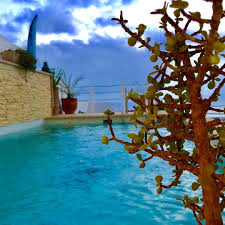 villa jardin de l ocean un endroit unique entre agadir et taghazout nos chambres d hotes vous charmeront par le melange de tradition et d originalite idealeme