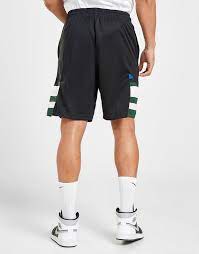 We have milwaukee bucks soccer shorts, milwaukee bucks pajama shorts and more. Jordan Nba Milwaukee Bucks Swingman Shorts Schwarz Jd Sports