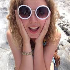 Hannah Stubbs's Instagram, Twitter & Facebook