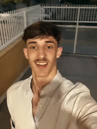 A cada 85 anos eu apareço no tico e teco. #Biscoitocut #viralvideos #b...