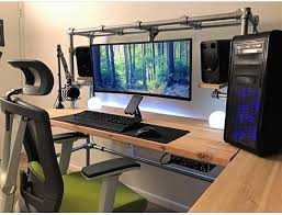 Awesome Diy Computer Desk Ideas You Can Build Now In 2019 Diynarrowcomputerdesk Diy Computer Desk Gaming Desk Computer Desk Setup