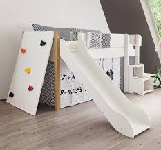 Tolles hochbett mit treppe, schrank und schreibtisch. Niedriges Kinder Hochbett Mit Rutsche Und Kletterwand Kids Town