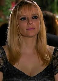 Amanda Mendonca's Instagram, Twitter & Facebook