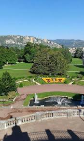 Chateau De Crussol Vue Du Parc Jouvet Valence En Drome Sylvie Bois Chateau Valence Ardeche