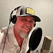 Greg Strawn's Instagram, Twitter & Facebook