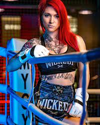 Խանութը գտնվում է առաջին հարկում. Darina Mazdyuk Mma Fighter Page Tapology