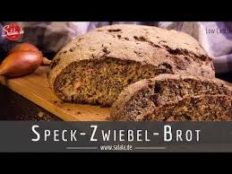 Ein Extrem Leckeres Rustikales Low Carb Speck Zwiebel Brot Das Auch Super Als Partysnack Geeignet Ist Rezepte Low Carb Brot Low Carb Brotchen Glutenfrei