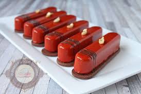 Sushis En Trompe L œil De Christophe Michalak Petit Entremets Abricot Gingembre Vanille Et Orange Surprises Et Gourmandise Chocolat Gourmandise Caramel