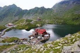 Cabana balea lac ofera turistilor spatii de cazare structurate in 5 camere cu doua paturi, 4 camere cu trei paturi, 1 camera cu 6 paturi si 3 apartamente. Pension Cabana Balea Lac In Avrig Romania Lets Book Hotel