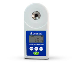 digital brix meter sugar refractometer model 12221 deltatrak