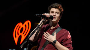 Weißt du eigentlich welcher schauspieler seine erste rolle bei austin & ally hatte oder welche sängerin vor ihrer karriere als model gearbeitet hat? Twin Alarm Shawn Mendes Wincent Weiss Sehen Gleich Aus Promiflash De
