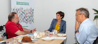 Make social videos in an instant: Gesprach Herbert Pichler Und Pamela Rendi Wagner Spo