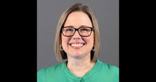 Carrie Beal's Instagram, Twitter & Facebook