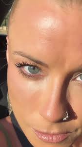 welche augenfarbe hast du?