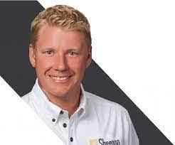 Robin Malott's Instagram, Twitter & Facebook