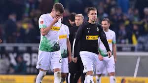 Matthias ginter sous les couleurs du borussia dortmund. Gladbachs Matthias Ginter Kritisiert Schiedsrichter Nach Bvb Pleite Kicker