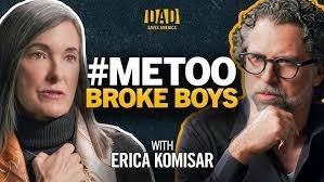 Wade Hook's Instagram, Twitter & Facebook