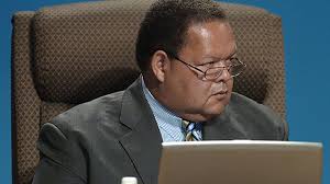 El posible reemplazo de Crew sería del mismo sistema escolar