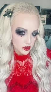 Maria Brink's Instagram, Twitter & Facebook