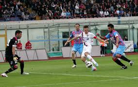 Giuseppe giuffrida dal catania al biancavilla, cessione a titolo temporaneo. Palermo Catania Chi Giocava Nell Ultimo Derby 2012 2013 In Serie A Sky Sport