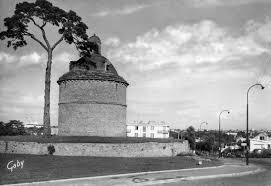 Nantes La Ville D Apres Guerre Nantes Nantes Ville Pigeonnier