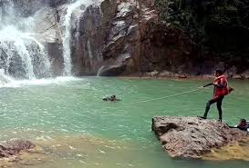 Air terjun yang ada di curug tujuh bidadari merupakan tujuh sehingga air terjun ini dinamakan curug tujuh bidadari. Dua Penuntut Ump Ditemukan Lemas Di Air Terjun Pandan Astro Awani