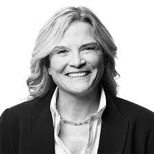 Pam Krop's Instagram, Twitter & Facebook