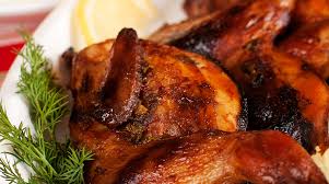 In linea di massima, la sua carne va bene per tutti quei piatti che possono anche essere realizzati con carne di tacchino, pollo o fagiano. Ricetta Faraona Arrosto Ripiena Il Giornale Del Cibo