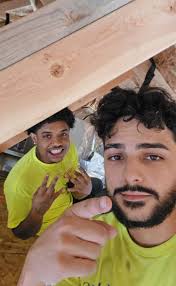 TEEN DEAD IN OVERNIGHT SHOOTING: The #Killeen Police Department is  investigating the death of 19-year-old Gabriel Lee Garza following a  shooting. At around 1:45 yesterday morning, officers were called about a  shooting