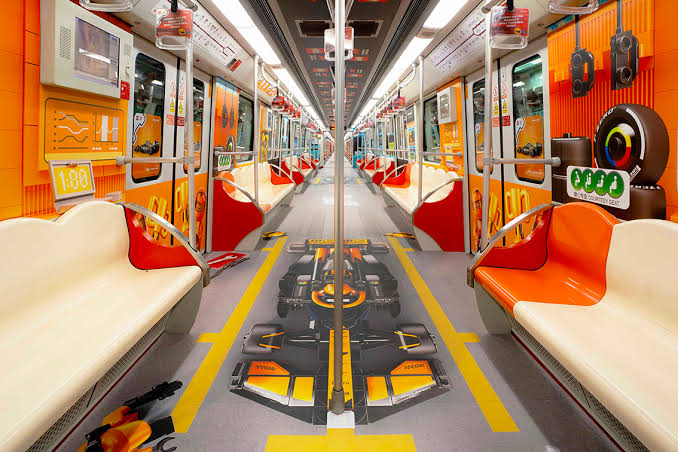 LEGO biến Metro Thượng Hải th&agrave;nh đường đua F1 c&ugrave;ng với sự kiện Chinese Grand Prix
