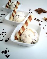 Stracciatella Eis Ganz Einfach Selber Machen Viele Rezepte Auf Zwin At Rezept Stracciatella Eis Dessert Ideen Rezepte