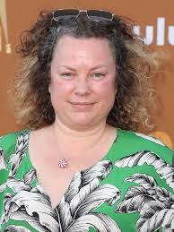 Robin Veith's Instagram, Twitter & Facebook