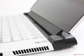 The m15 r4 (starts at $2,149.99; Dell Alienware M15 R3 Laptop Review Vapor Chamber Saves The Day Notebookcheck Net Reviews