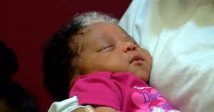 Clip your hair out of the way, if needed. Black Family S White Streak In Hair Legacy Continues