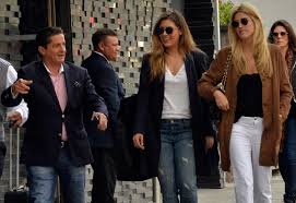 La prensa mexicana ya lo reporta: Alex Basteri Feliz De Estar Con Michelle Salas En Su Visita Al Df